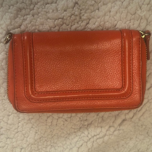 Tory Burch Amanda Orange Zip-Around Wallet - Picture 3 of 7